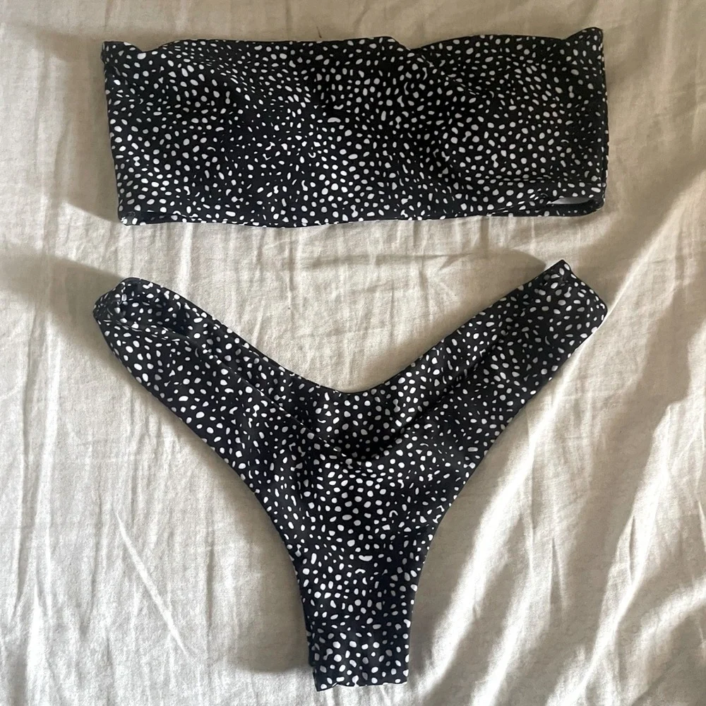 Forever 21 Bikini - Picture 1 of 1